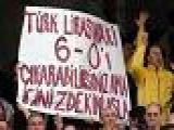 Derbilerden Muhteşem Pankartlar